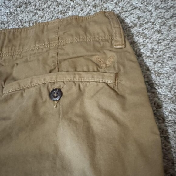 American Eagle Pants Mens 34x32 Khaki Relaxed Straight Chino Cotton Casual - Picture 9 of 13